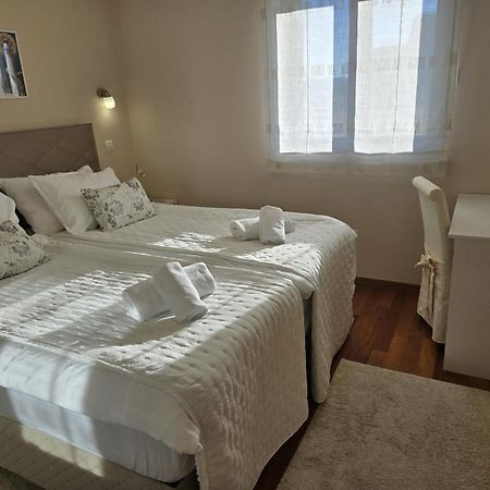 Apartments Luana With Private Jacuzzi Zadar Extérieur photo