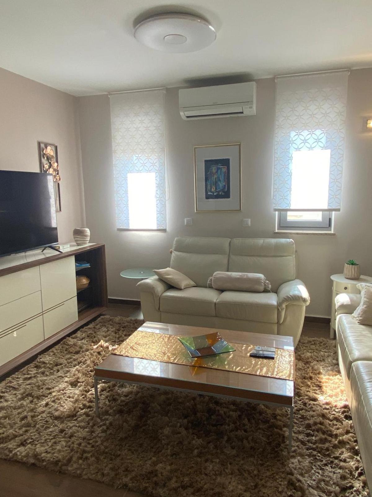 Apartments Luana With Private Jacuzzi Zadar Extérieur photo