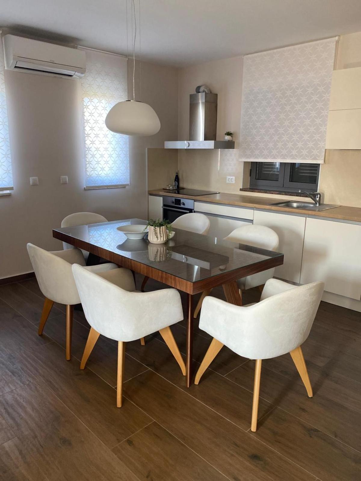 Apartments Luana With Private Jacuzzi Zadar Extérieur photo