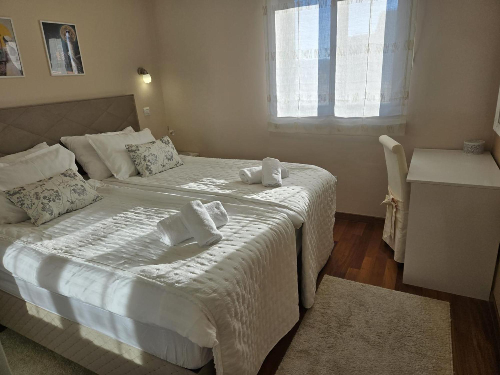Apartments Luana With Private Jacuzzi Zadar Extérieur photo