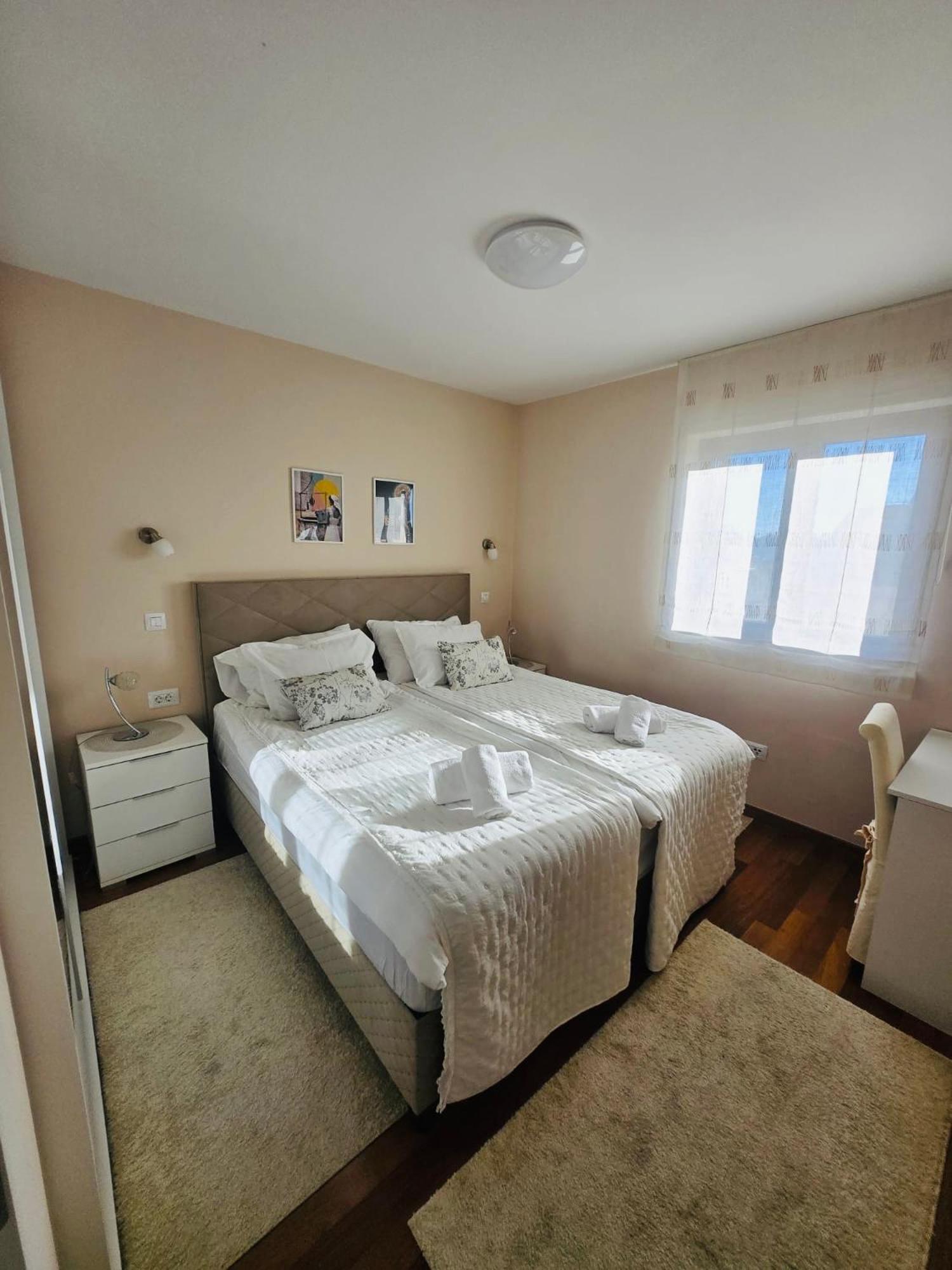 Apartments Luana With Private Jacuzzi Zadar Extérieur photo